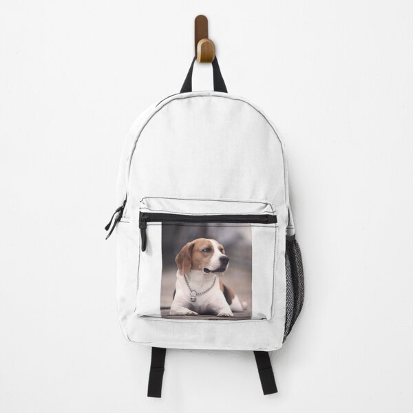 Artikelvorschau, Porträt eines süßen liegenden Beagle-Welpen entworfen und verkauft von VanGaldo.