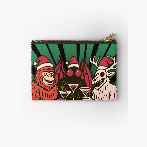 Aperçu de l'œuvre Soirée cocktail de Noël cryptide – Art des fêtes Bigfoot, Mothman et Wendigo créée et vendue par Altered Array, LLC.
