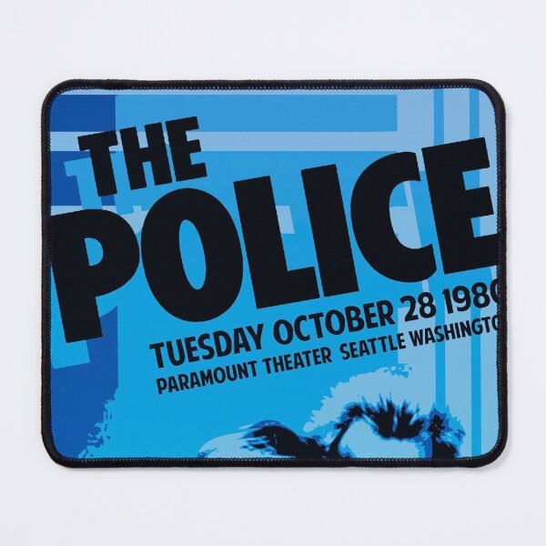 Artikelvorschau, The Police Original Custom Vintage Musikband T-Shirt Einzigartiges Poster Wandkunst entworfen und verkauft von Cool Robot Bro..