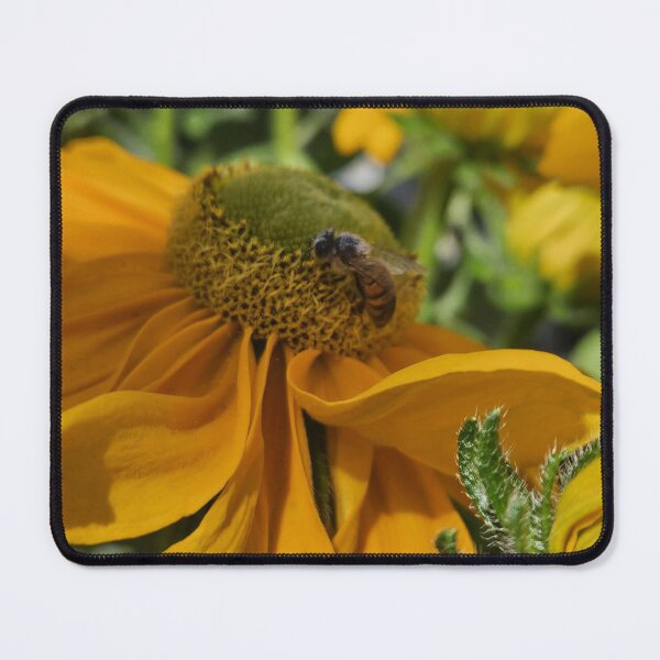 Item preview, Black Eyed Susan and bee designed and sold by Lizzilzil.