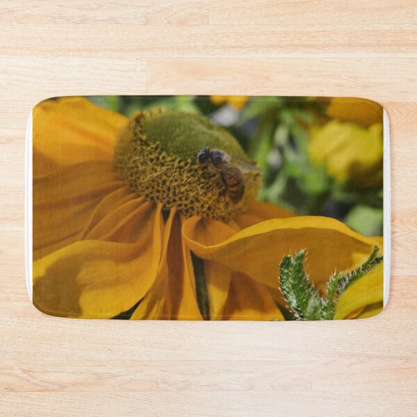 Item preview, Black Eyed Susan and bee designed and sold by Lizzilzil.