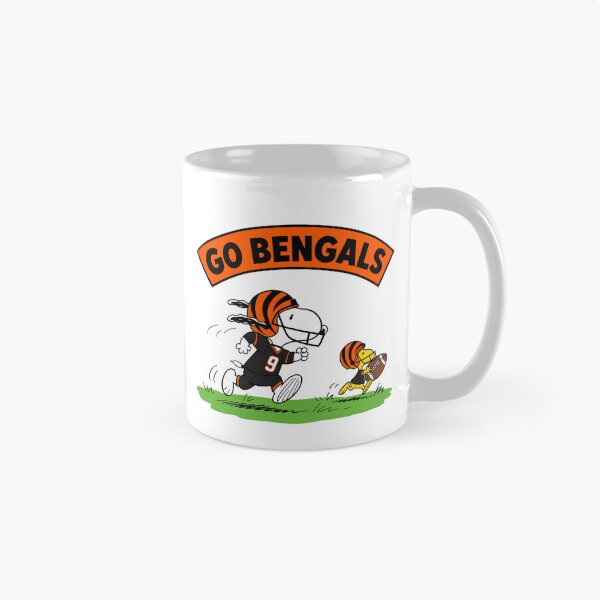 Item preview, Snoopy & Woodstock Cincinnati Bengals Football Retro F600 designed and sold by GLUVY-THEME.