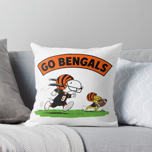 Item preview, Snoopy & Woodstock Cincinnati Bengals Football Retro F600 designed and sold by GLUVY-THEME.