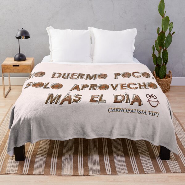Item preview, No duermo poco, solo aprovecho mas el dia - Spanish Menopause Humor designed and sold by Yamy Morrell Art and Design.
