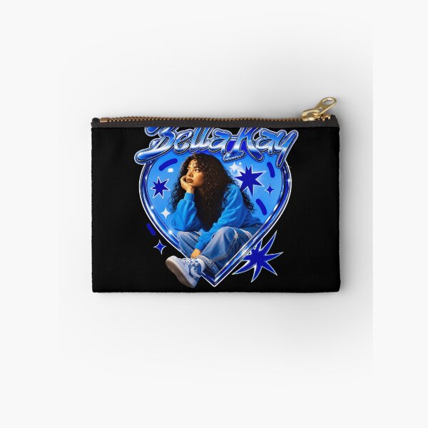 Aperçu de l'œuvre Bella Ray Blue Heart Retro créée et vendue par MarcellaDebbie.