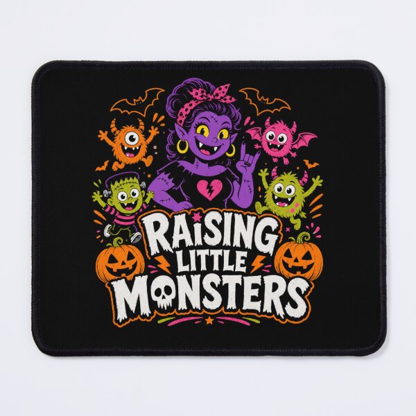 Aperçu de l'œuvre Élever des petits monstres en famille pour Halloween créée et vendue par shirt-hard-top1.