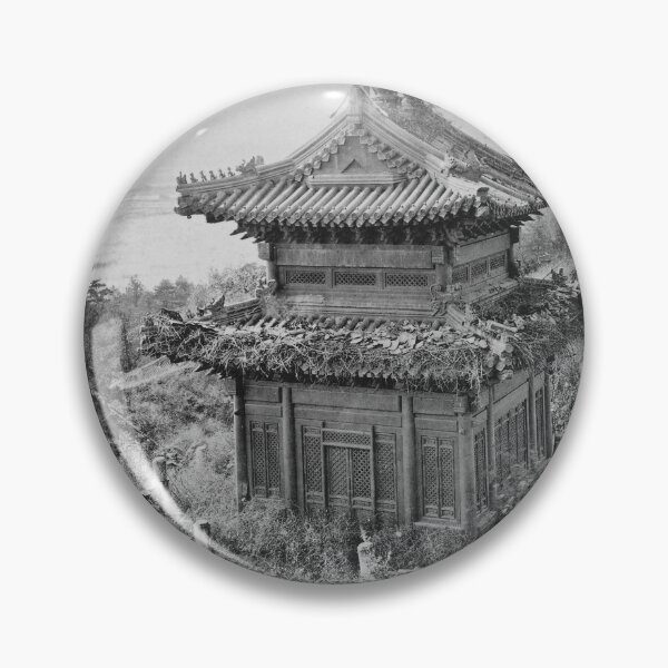 Artikelvorschau, Der Bronzetempel, Yuen-Ming-Yuen, massiver chinesischer Bronzetempel, Alter Kaiserlicher Sommerpalast, Peking, von John Thomson entworfen und verkauft von Astrid Arkhangelsky.