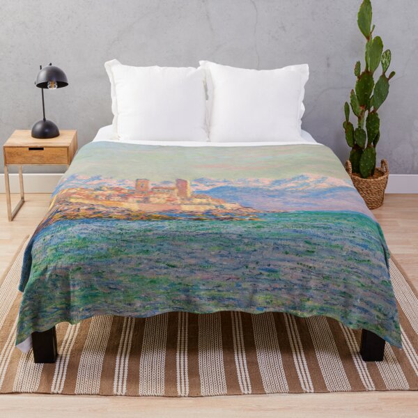 Aperçu de l'œuvre Antibes Le Fort par Claude Monet : Estampe d'art impressionniste côtière créée et vendue par artofuniverse.
