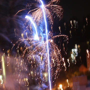 Vorschaubild zum Design Blue Pyrotechnics von RationalMatthew