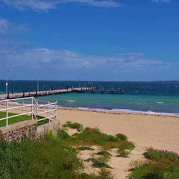 Artwork thumbnail, Beach - Rockingham by lezvee