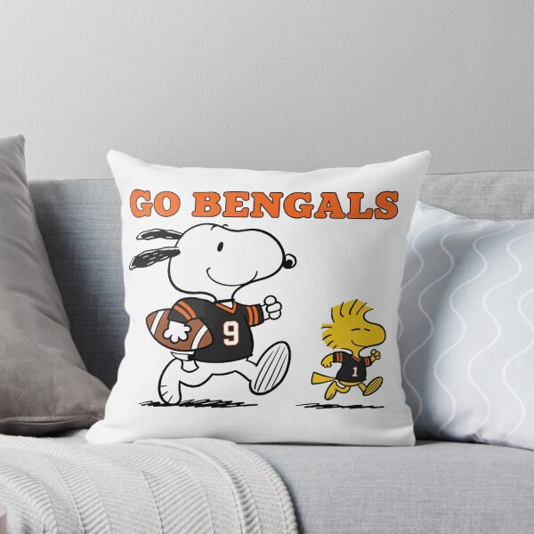 Item preview, Snoopy & Woodstock Cincinnati Bengals Football Retro F696 designed and sold by GLUVY-THEME.