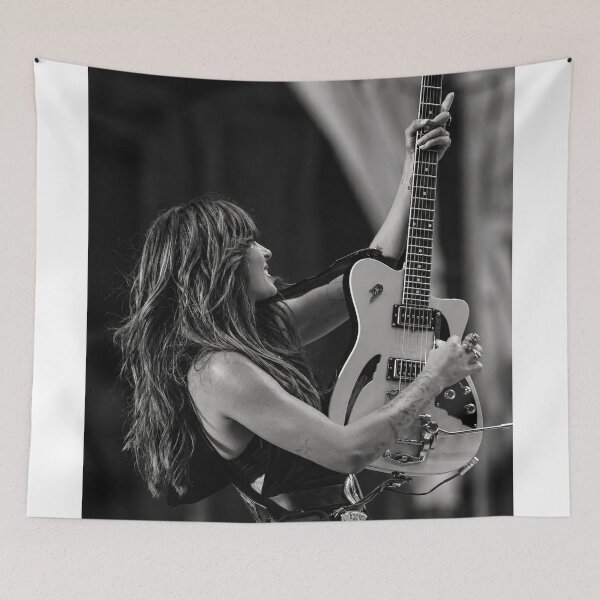 Item preview, Póster en blanco y negro del concierto en vivo de Ella Langley designed and sold by hurmenkuloni67.