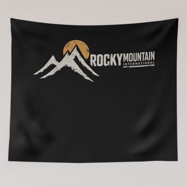 Aperçu de l'œuvre Rocky Mountain International créée et vendue par FieldsnancyArts.