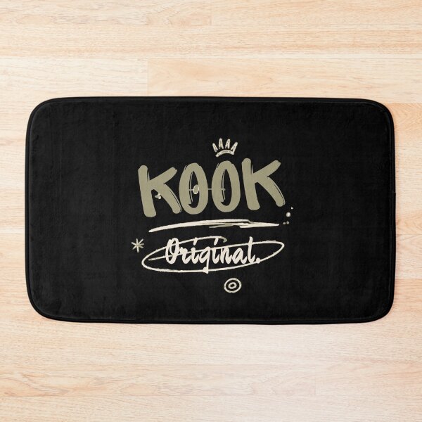 Aperçu de l'œuvre Original Kook - Lettrage décalé avec couronne, vert sauge créée et vendue par KookArt.