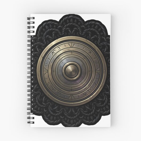 Aperçu de l'œuvre Objet occulte en dentelle noire — Astrolabe en laiton dans un médaillon en dentelle créée et vendue par IllumeInk.