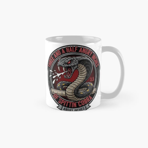 Aperçu de l'œuvre Trois pouces et demi de Spittin Cobra en colère (sans arrière-plan) créée et vendue par Jupet.