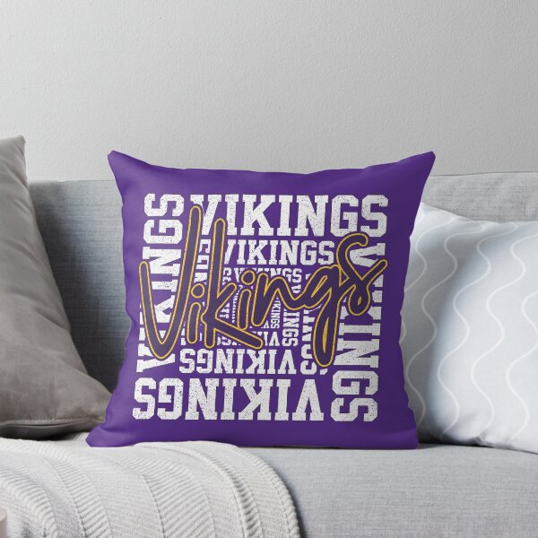 Aperçu de l'œuvre Esprit de supporter de football vintage Vikings Script vieilli créée et vendue par Floral Vintage.