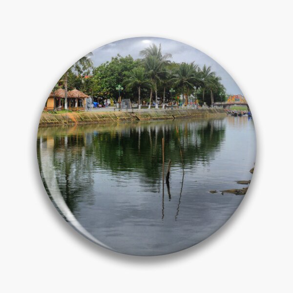 Artikelvorschau, Das Straßenleben in Hoi An (9) - Betrachtungen über den Thu Bon Fluss.. entworfen und verkauft von Larry Davis.