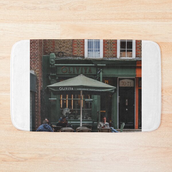 Aperçu de l'œuvre Swan Super Mario Bros Lake Beauty créée et vendue par BenjiyaHilary.