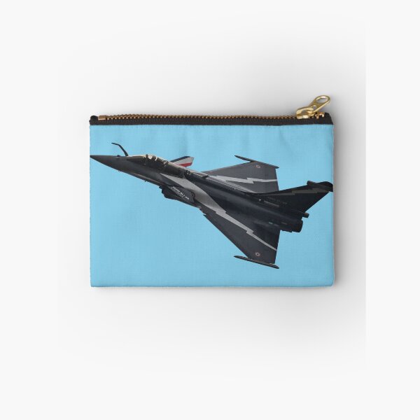 Aperçu de l'œuvre Illustration vectorielle du Rafale, chasseur multirôle en montée verticale créée et vendue par AfterburnerLab.