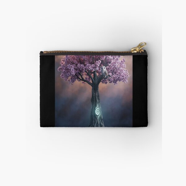 Artikelvorschau, Der magische Baum – eine wunderschöne, fantasievolle Illustration entworfen und verkauft von Vintage Designs +.