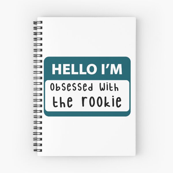 Artikelvorschau, Hallo, ich bin total begeistert vom Namensschild-Aufkleber „The Rookie“! entworfen und verkauft von gottaloveseries.