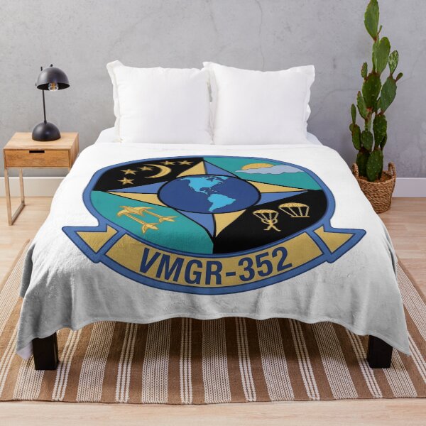 Artikelvorschau, VMGR-352 Raiders Emblem entworfen und verkauft von CharlieDesings.