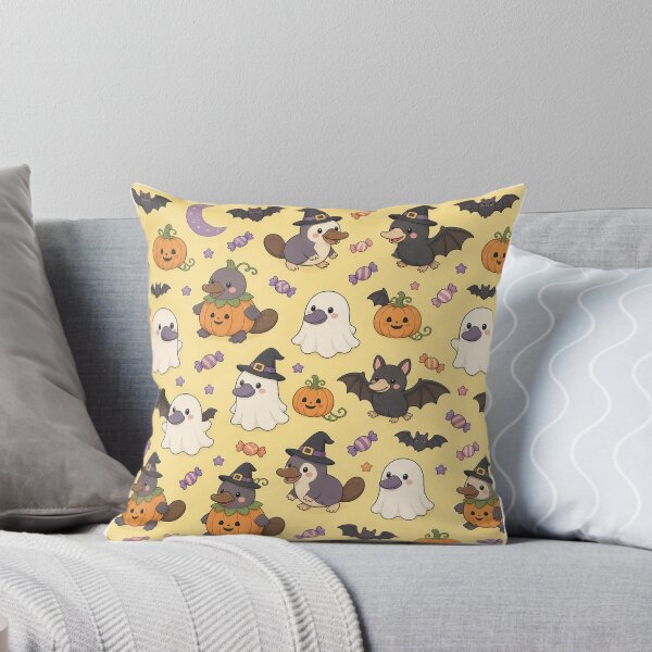 Aperçu de l'œuvre Cute Halloween Costume Platypuses créée et vendue par A1RB.