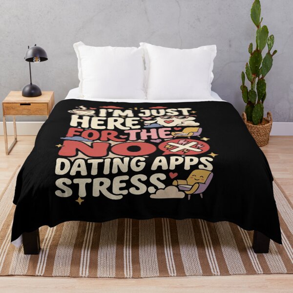 Artikelvorschau, Anti-Dating & Beziehungs-Geschenk: Ich bin nur hier, um den ganzen Dating-App-Drama zu vermeiden (Geschenk für Singles) entworfen und verkauft von AmeliaShirts.