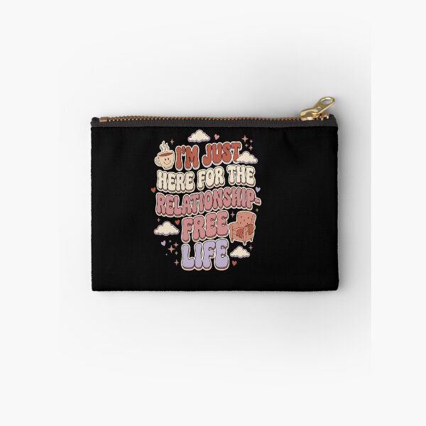 Artikelvorschau, Anti-Dating & Beziehung: Ich bin nur hier für das beziehungsfreie Leben – Geschenk für Singles entworfen und verkauft von AmeliaShirts.