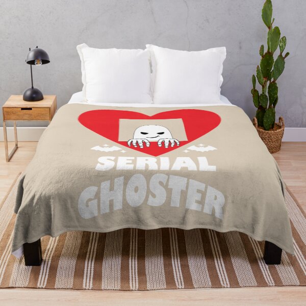 Artikelvorschau, Serien-Ghoster, lustiger Dating-Humor, gruseliges Halloween-Herz entworfen und verkauft von ANJ Creative Designs.