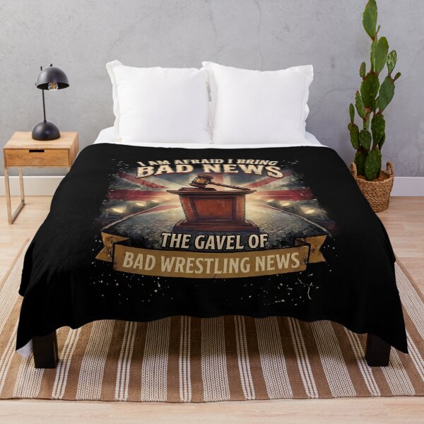 Item preview, Me temo que traigo malas noticias - Lucha libre divertida designed and sold by Wrestee.