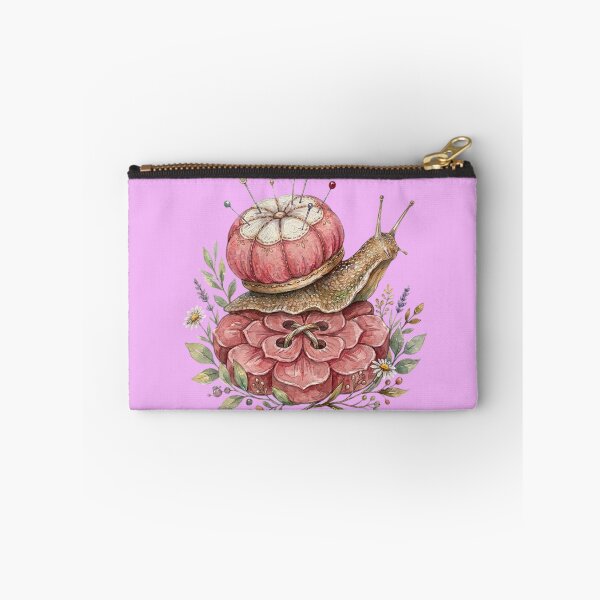 Item preview, Caracol con Caparazón Alfiletero Rosa sobre Botón designed and sold by Merli7.