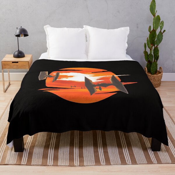 Item preview, Arte de siluetas de naves espaciales al atardecer designed and sold by Thecreepofc.