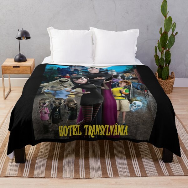 Artikelvorschau, Hotel Transsilvanien Poster Klassisch entworfen und verkauft von NOELMEDINA.