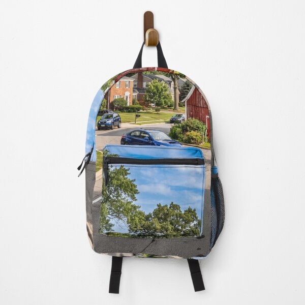 Artikelvorschau, Red Barn On A Suburban Street entworfen und verkauft von Home Decor Art.