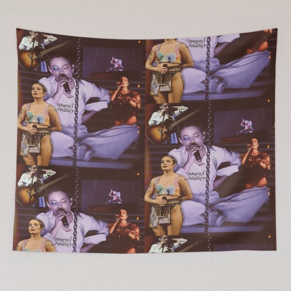 Artikelvorschau, Halsey, Collage aus ihrer manischen Tour entworfen und verkauft von simpleswift.