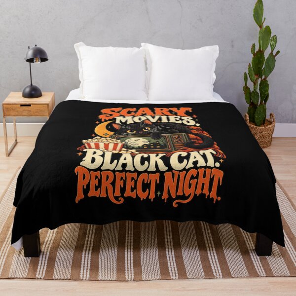 Aperçu de l'œuvre Scary Movies Black Cat Perfect Night | Retro Horror Cat créée et vendue par MOTIFOLK.