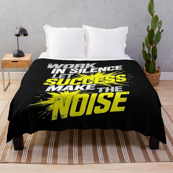 Artikelvorschau, Arbeite im Stillen, lass den Erfolg für dich sprechen – Motivationsshirt entworfen und verkauft von Vibe-Vary.