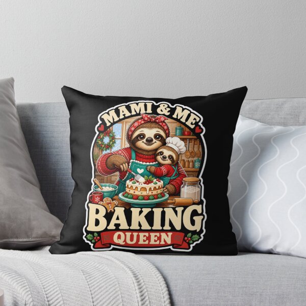 Artikelvorschau, Retro Mami And Me Baking Queen Christmas Sloth entworfen und verkauft von Design Vibras.
