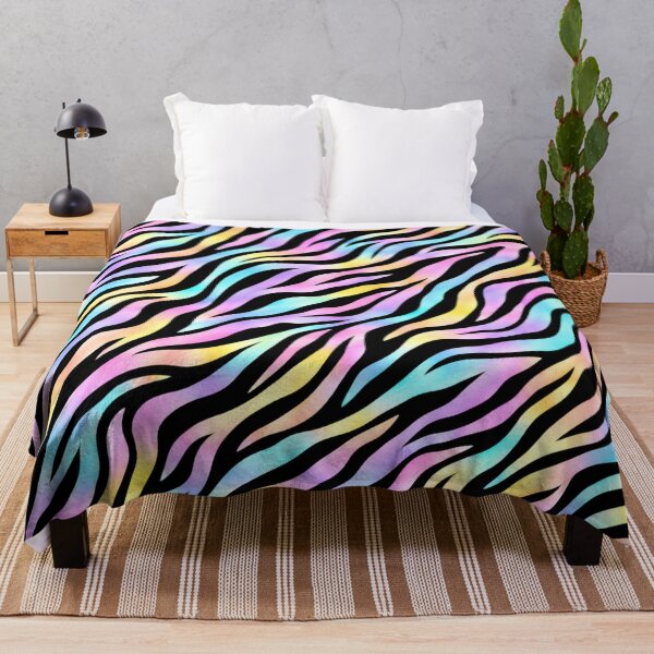 Aperçu de l'œuvre Pastel Rainbow Zebra – Black Animal Print Pattern créée et vendue par HO•Designs.