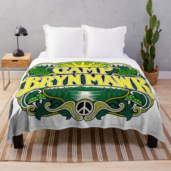 Aperçu de l'œuvre CAMP BRYN MAWR RÉTRO créée et vendue par KUSTOM CAMP CREATIVES.