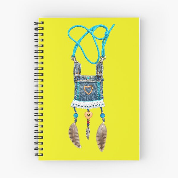 Artikelvorschau, Boho-Denim-Herzamulett entworfen und verkauft von ArteminiDreams.