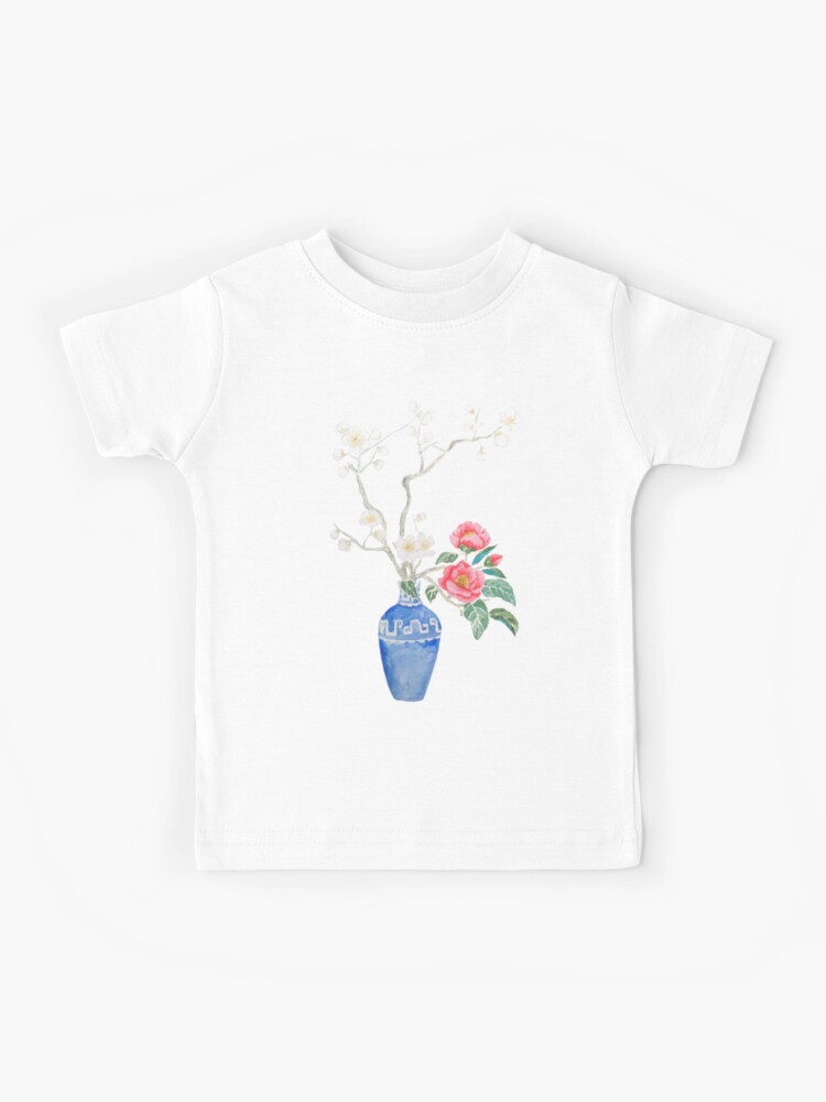 Camiseta para niños «flor de camelia roja flor de ciruela blanca en un  jarrón azul» de ColorandColor | Redbubble