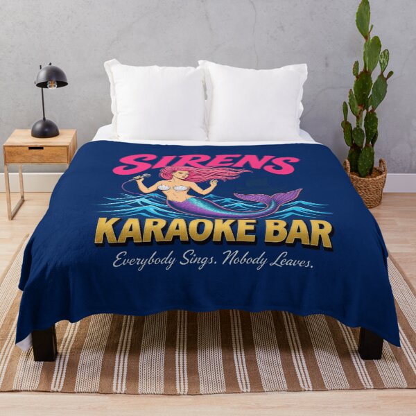 Artikelvorschau, Sirens Karaoke Bar Lustige griechische Mythologie Meerjungfrau Sängerin entworfen und verkauft von godfreywagner.