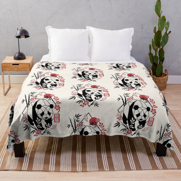 Artikelvorschau, Geometrischer Panda mit Bambus und Kirschblüten – Japanische Zen-Kunst in Rot und Schwarz entworfen und verkauft von NemiMakeit.