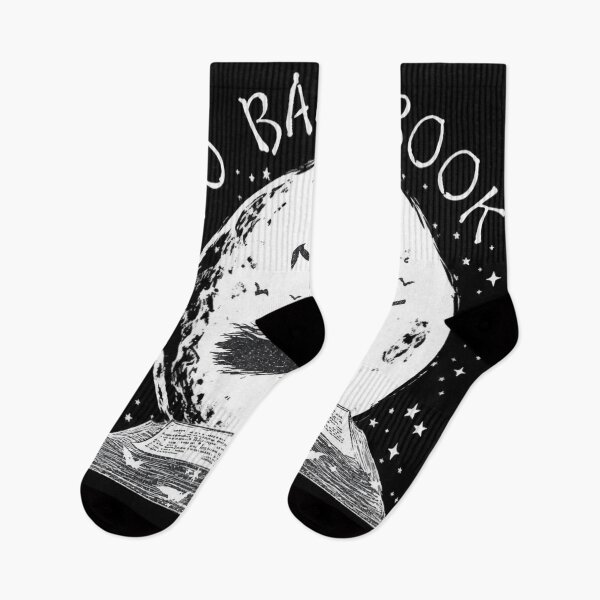 Artikelvorschau, Comfort Colors Halloween-Hexe entworfen und verkauft von River Silva.