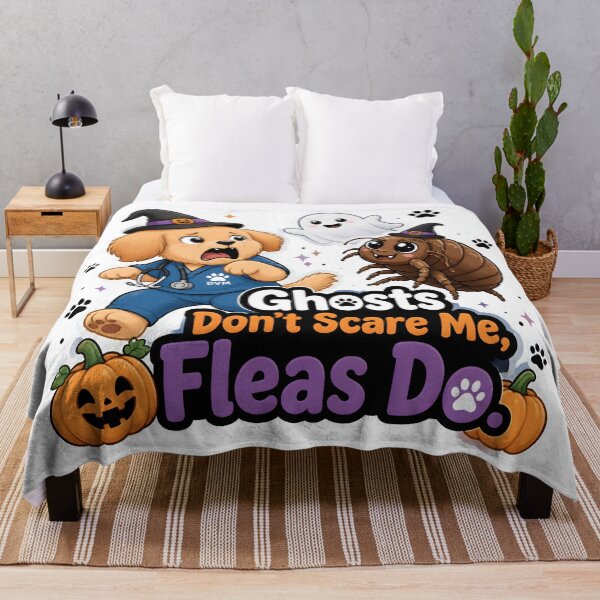 Item preview, Los fantasmas no me asustan, las pulgas sí – Divertido perro veterinario de Halloween designed and sold by Bettybee00.