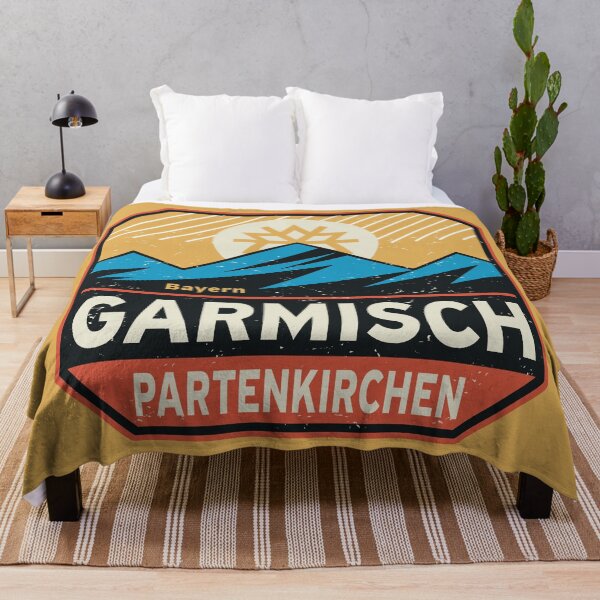 Artikelvorschau, Garmisch-Partenkirchen, Bayern, Deutschland entworfen und verkauft von studio838.