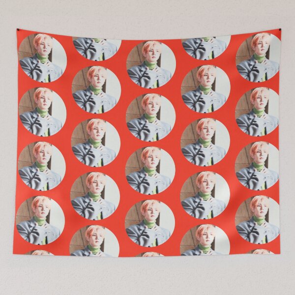 Item preview, HEESEUNG Brillo suave Icono grande Versión roja designed and sold by Enhyconss.